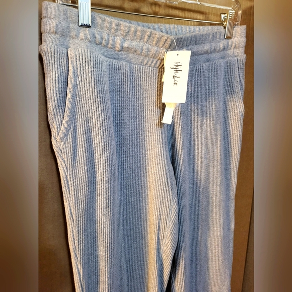 Comfy waffle knit sweatpants size small NWT - Picture 3 of 3